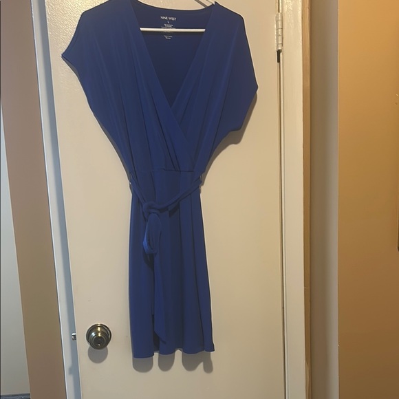 Nine West Dresses & Skirts - Nine West Blue V-neck Wrap Dress with Dolman Sleeves
